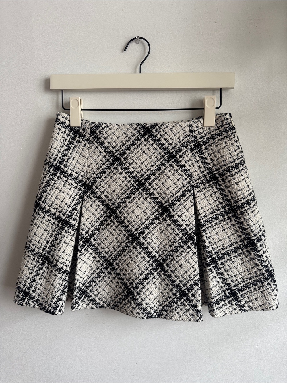Zara Black and White Mini Skirt